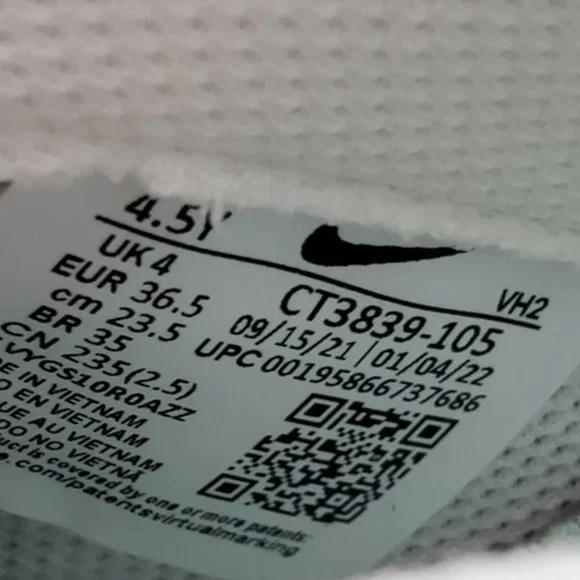 Nike Air Force 1 - Picture 9 of 10